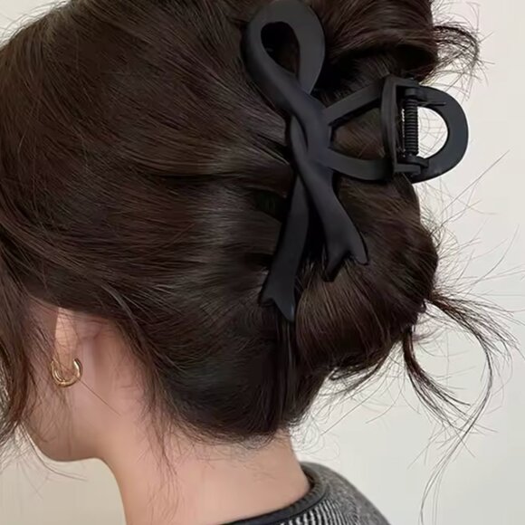 ✨ Bow Hair Claw Clip – 2-Piece Set ✨